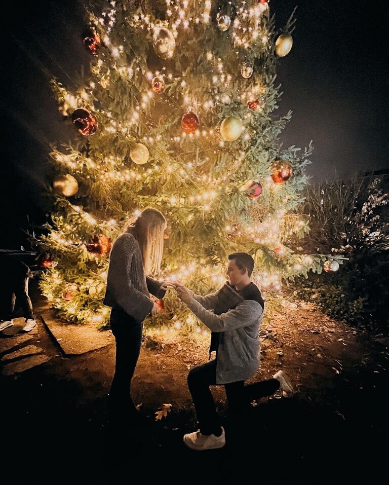 josiah asked me to marry him and I SAID YESSS!!!! i can't wait to marry my best friend!