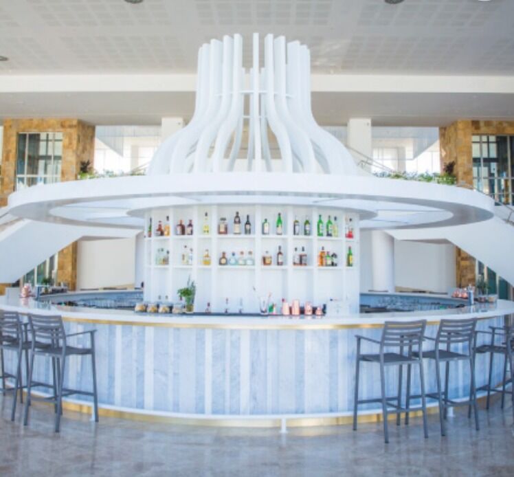 Welcome Cocktails - 7:00 - Lobby Bar 