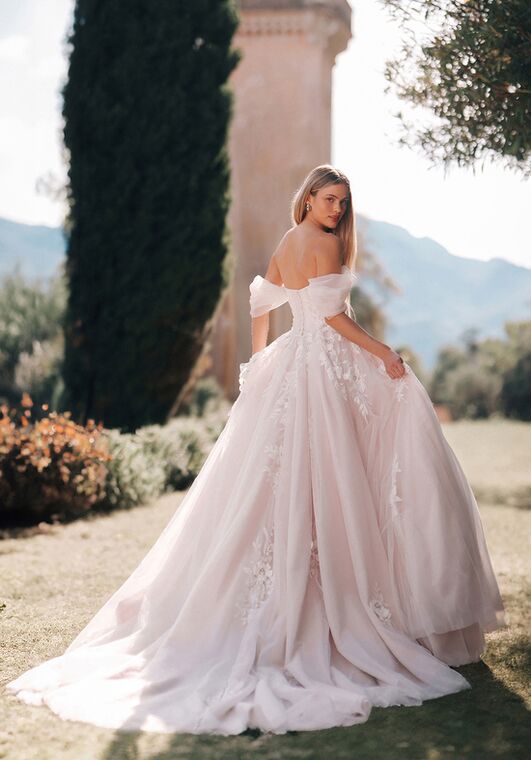gold prom dresses 2020 Gold Sweetheart Beaded Sparkles Court Train Flowers Prom Dresses