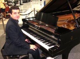 Victor Chebotarev - Pianist - Seattle, WA - Hero Gallery 4