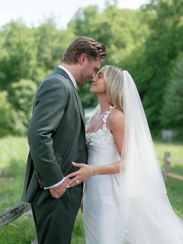 Lainey Wilson, Husband Duck Hodges Share Wedding Details