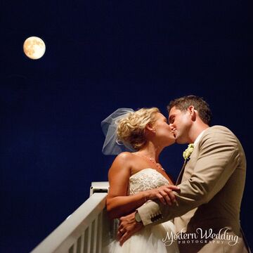 Modern Wedding Photography - Photographer - Lynbrook, NY - Hero Main
