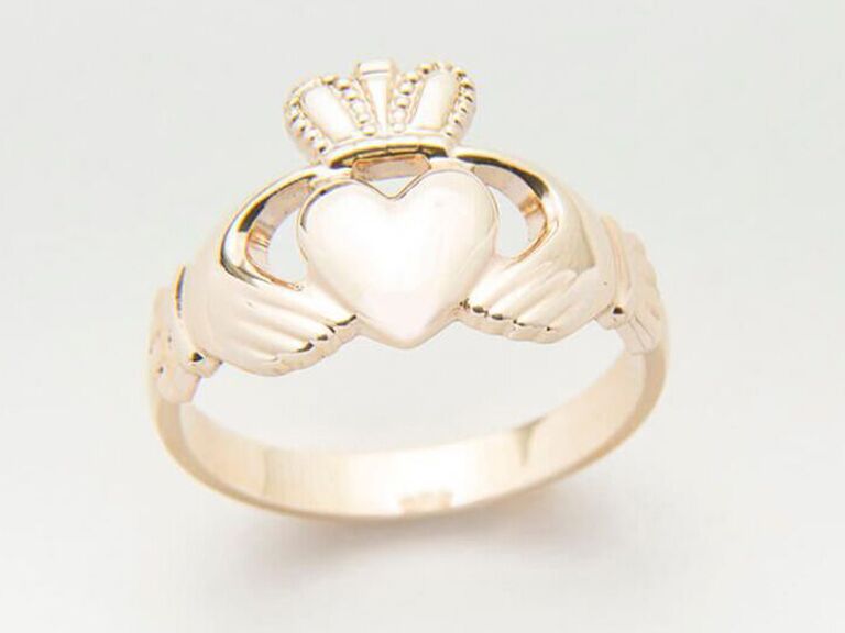 What ring is hot sale the promise ring finger