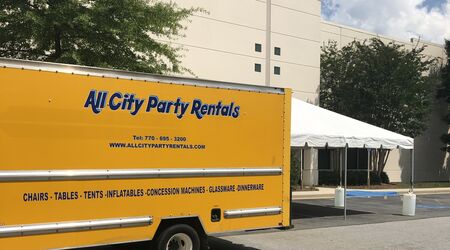 Party city best sale table rental