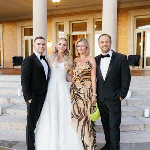 Gallery Photo 485