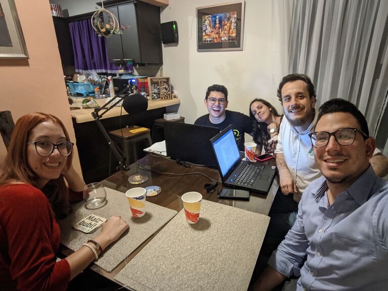 La puteada inicial dejo una buena impresión, asi que Claudia fue invitada al podcast a hablar sobre los Oscar.