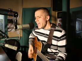 Robert James - Singer Guitarist - Manchester, NH - Hero Gallery 2