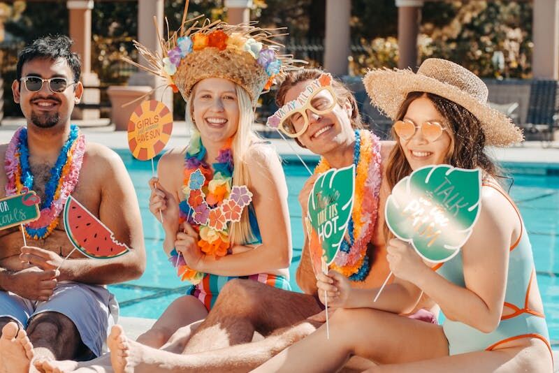 pool party ideas - choose a theme