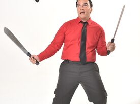 Randy Cabral - Comedian & Juggler - Comedian - Orlando, FL - Hero Gallery 4