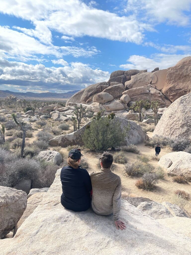 We had a great time celebrating Jodi's birthday in Joshua Tree with the entire Kellermann family and exploring the national park.