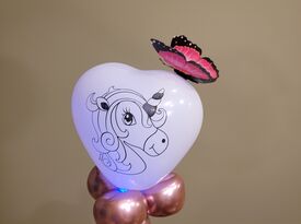 Mikeys Balloons - Balloon Twister - Overland Park, KS - Hero Gallery 3