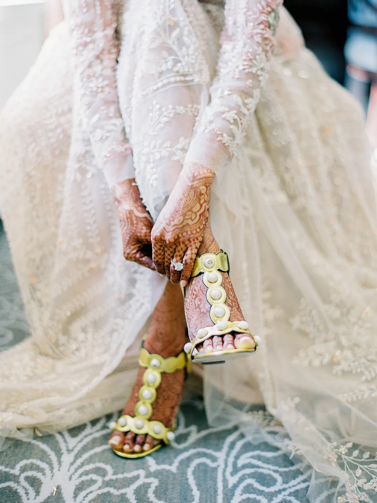 Hand and Feet Indian Wedding Henna inspiration