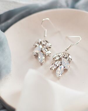 Chandelier Wedding Earrings The Knot