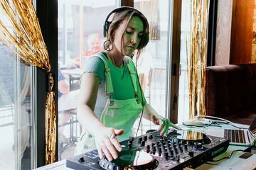 Sereena the DJ - DJ - Nashville, TN - Hero Main