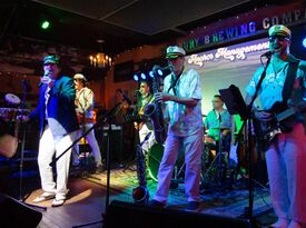 ANCHOR MANAGEMENT - Yacht Rock party band! - Cover Band - Hartford, CT - Hero Gallery 1