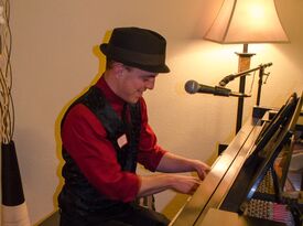 Denver Piano Man - Pop Pianist - Golden, CO - Hero Gallery 2