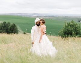 Idaho newlyweds in country field