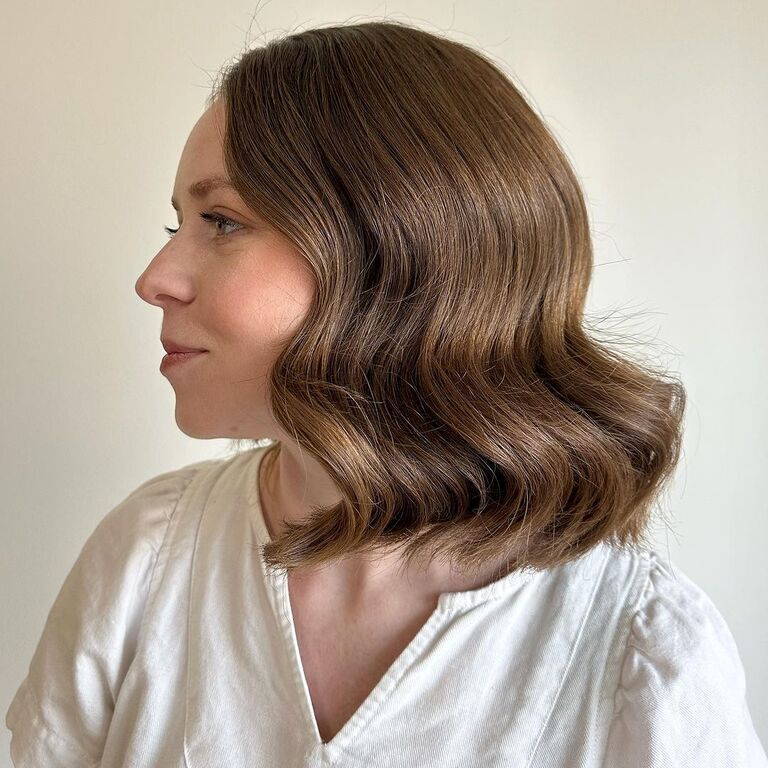 Side Part and Waves short bridesmaid hairstyle
