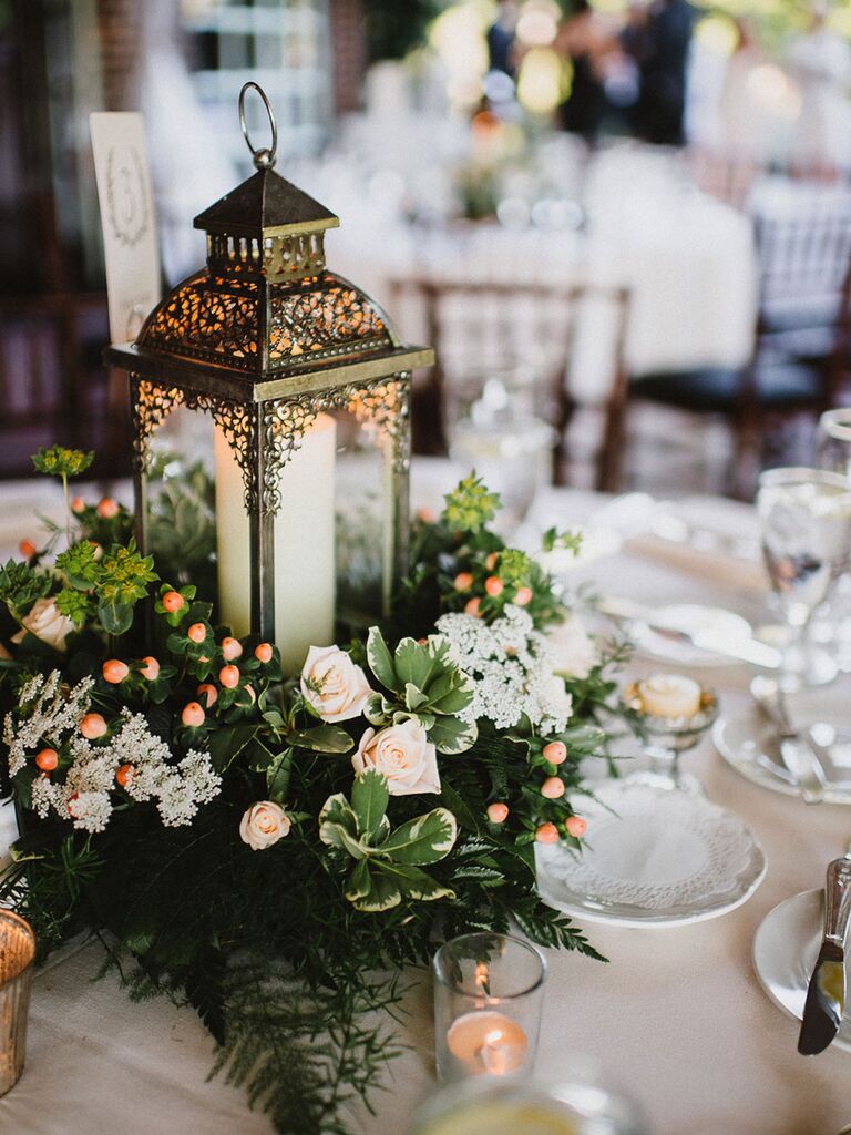 Romantic Wedding Centerpieces With Candles