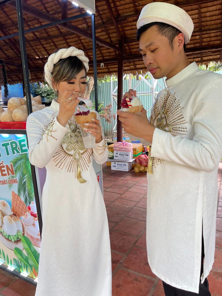 wedding photoshoot in Cindy's hometown, see below