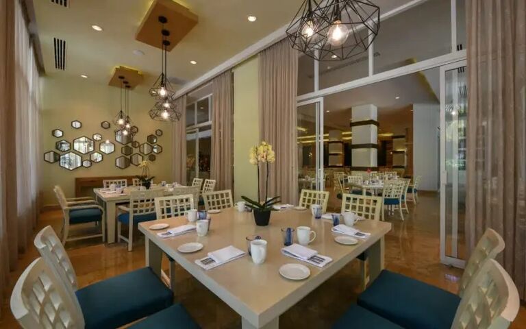 Rehearsal Dinner
at Cocotal Restaurant
7:30pm