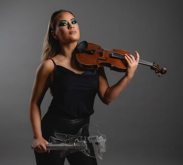 Acoustic & Electric Violinist - New York based - Violinist - New York City, NY - Hero Main