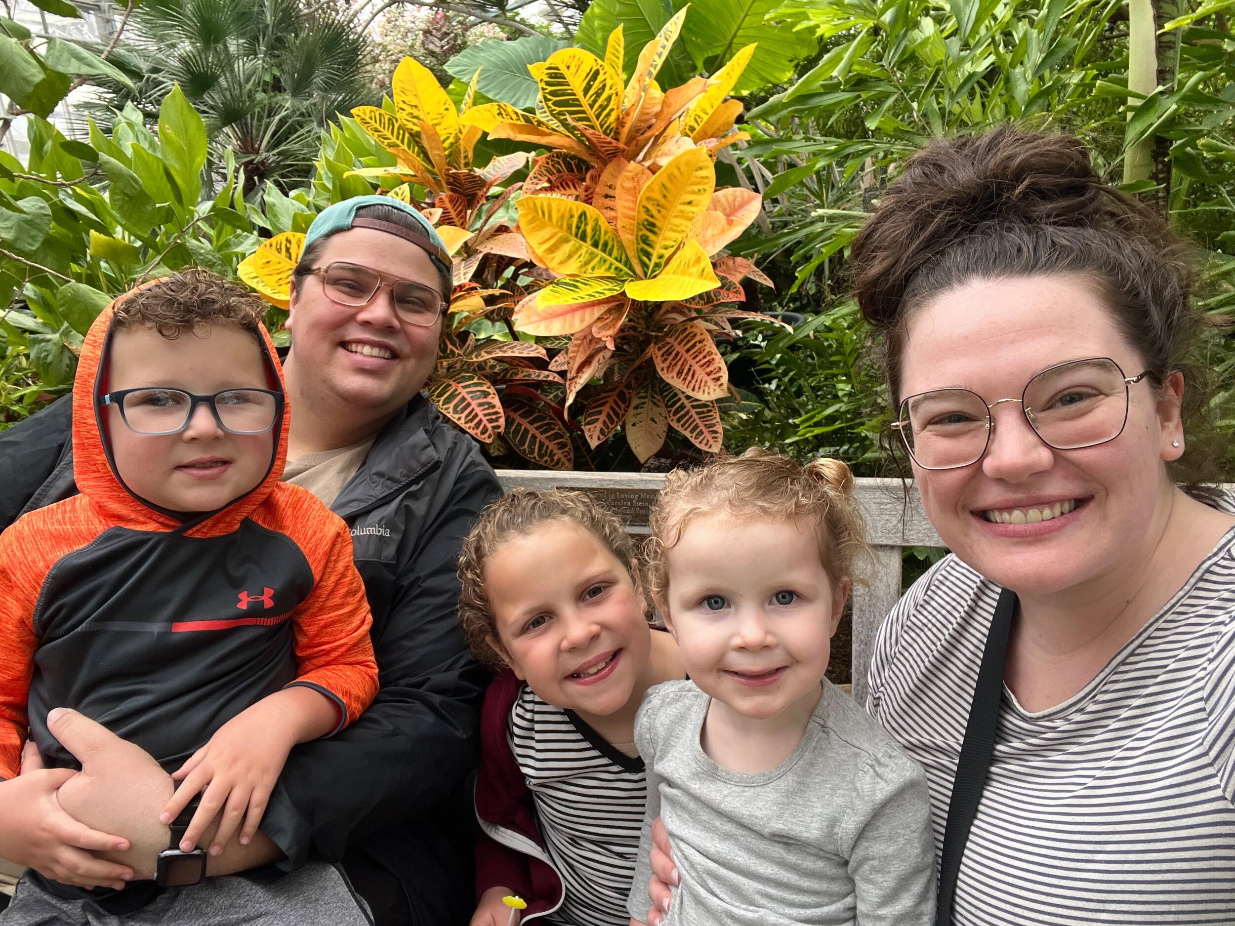 Bobo (Austin) & Lolo (Lauren) took the kids out for a date day!