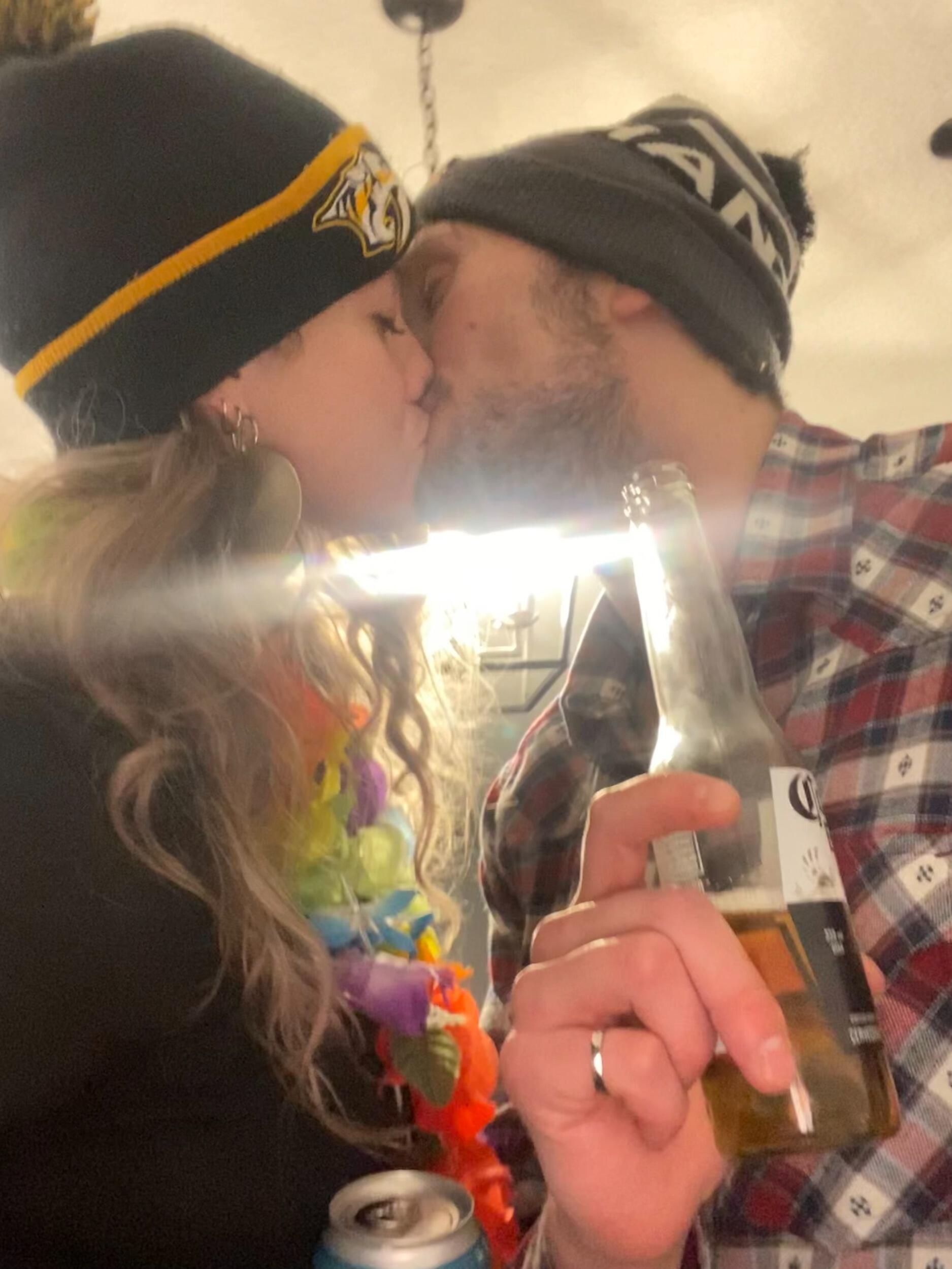 New Years Smooch 'I love ya lets do this'