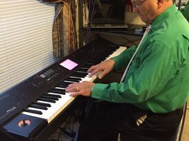 Chuck Sykes Pianist-Keyboardist - Pianist - Plano, TX - Hero Gallery 4