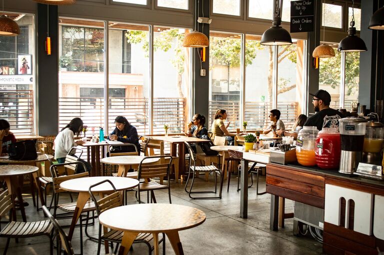 After weeks of snapchatting, Alex finally asked Gabriella out on a date to Mezzo, a Berkeley favorite for sandwiches and snacks. They talked for hours, so much so that the staff had to ask them to leave because they stayed past closing!