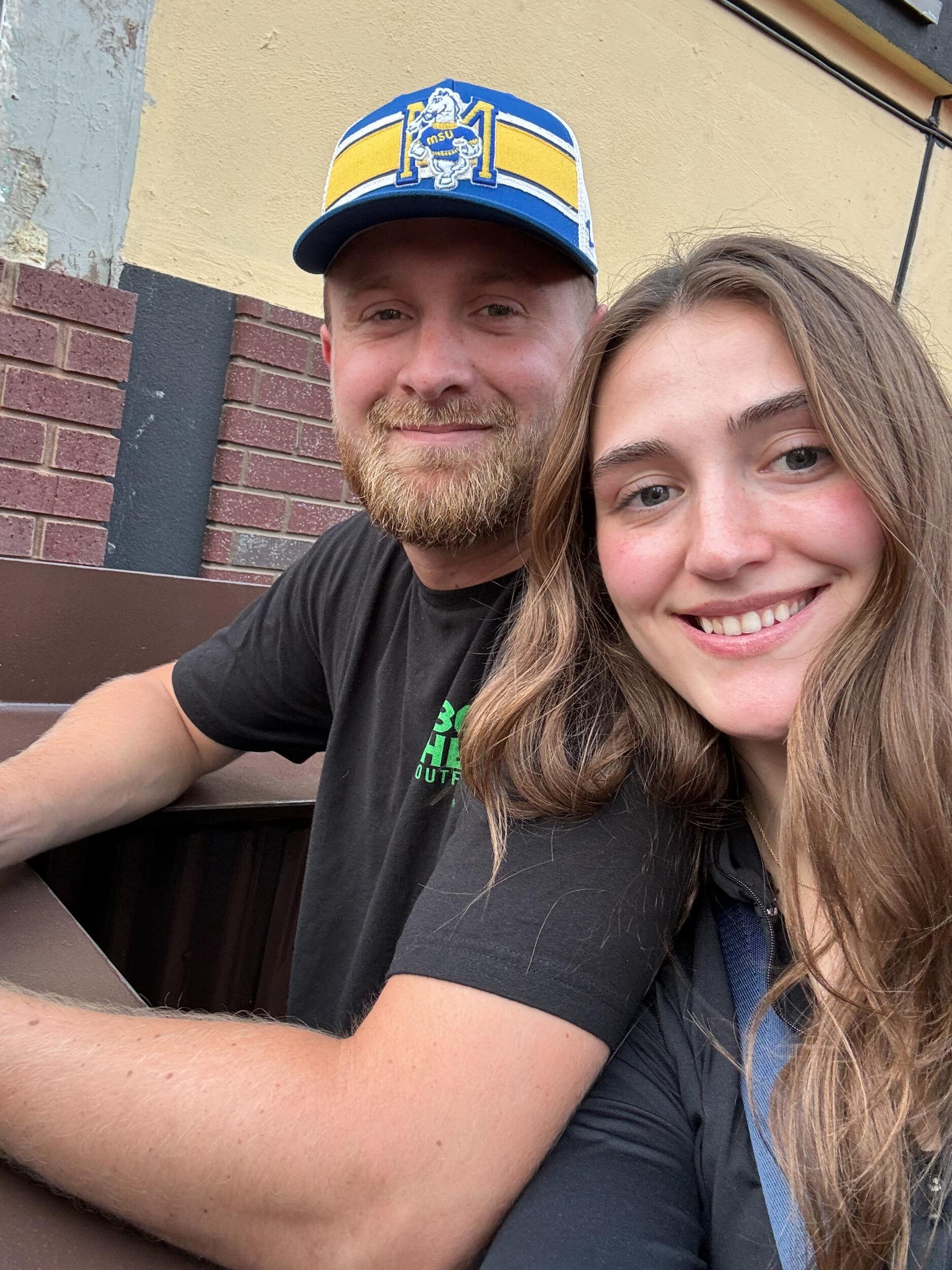 Madelyn visiting Jayden. Jayden moved to Murray, KY for his final year of football, meanwhile Madelyn moved to Great falls, MT to start a Master's degree in medical science. 