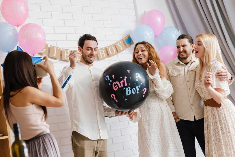 23 Gender Reveal Photo Ideas (For Parties & Photoshoots)