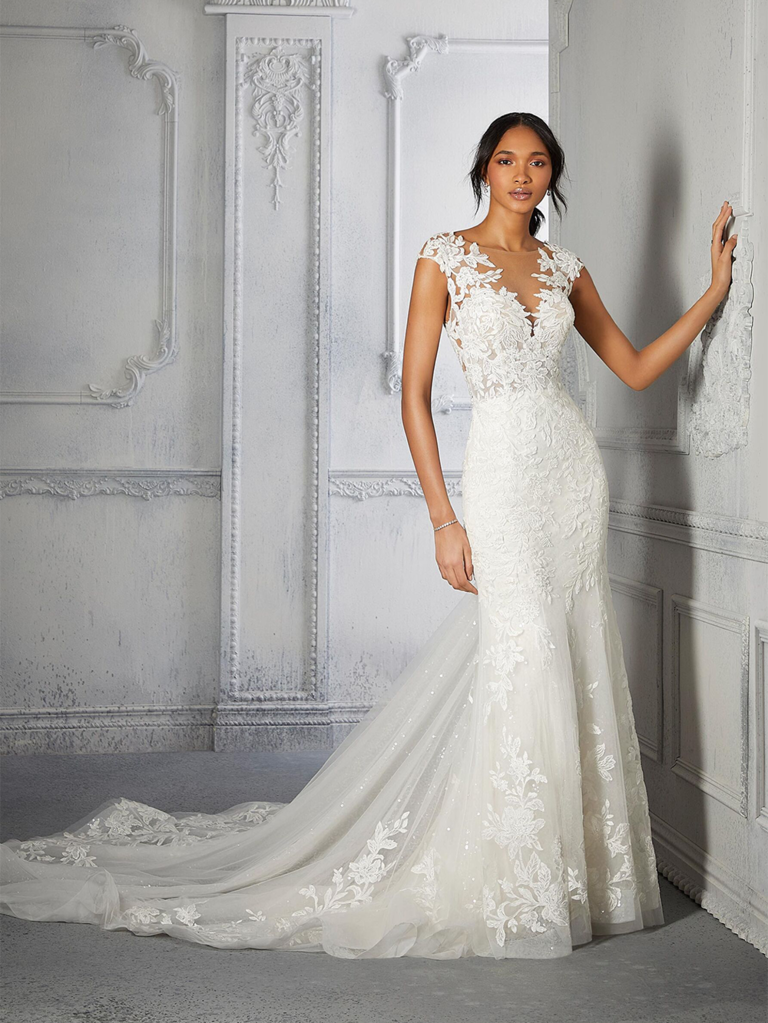 Tulle illusion 2024 neckline wedding dress