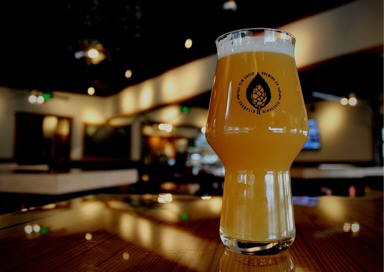 Isaac & Elissa had their first date at Elm Creek Brewery in Champlain. They talked about wanting to live near the mountains, go on adventures, and have lots of babies. The date lasted a few hours and shut down the bar!