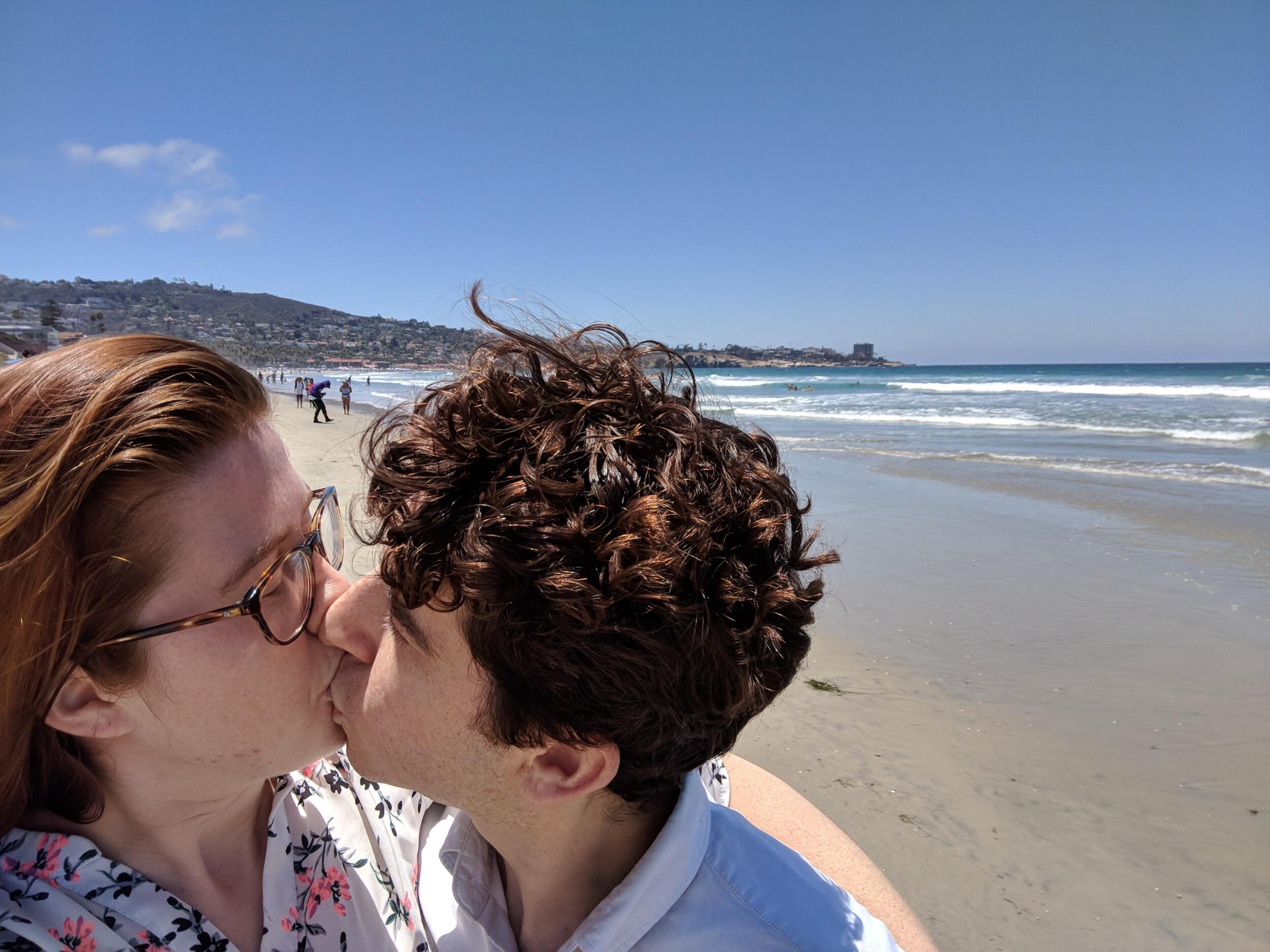 Adam and Hewson move to San Diego and Adam begins his PhD in inorganic chemistry at the University of California San Diego (UCSD). 