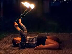 Je Vis Fire/LED Outdoor & Indoor Show - Fire Dancer - Elkridge, MD - Hero Gallery 2