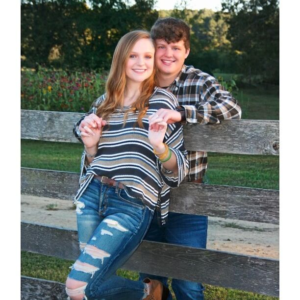 When your favorite season is fall, its only appropriate that you take your first couples photos at the pumpkin patch right? From pumpkin carving, to scary movies, to dressing up as Allie and Noah from The Notebook for Halloween, Coleman and Allie took complete advantage of their first Halloween together. 