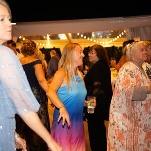 Gallery Photo 332