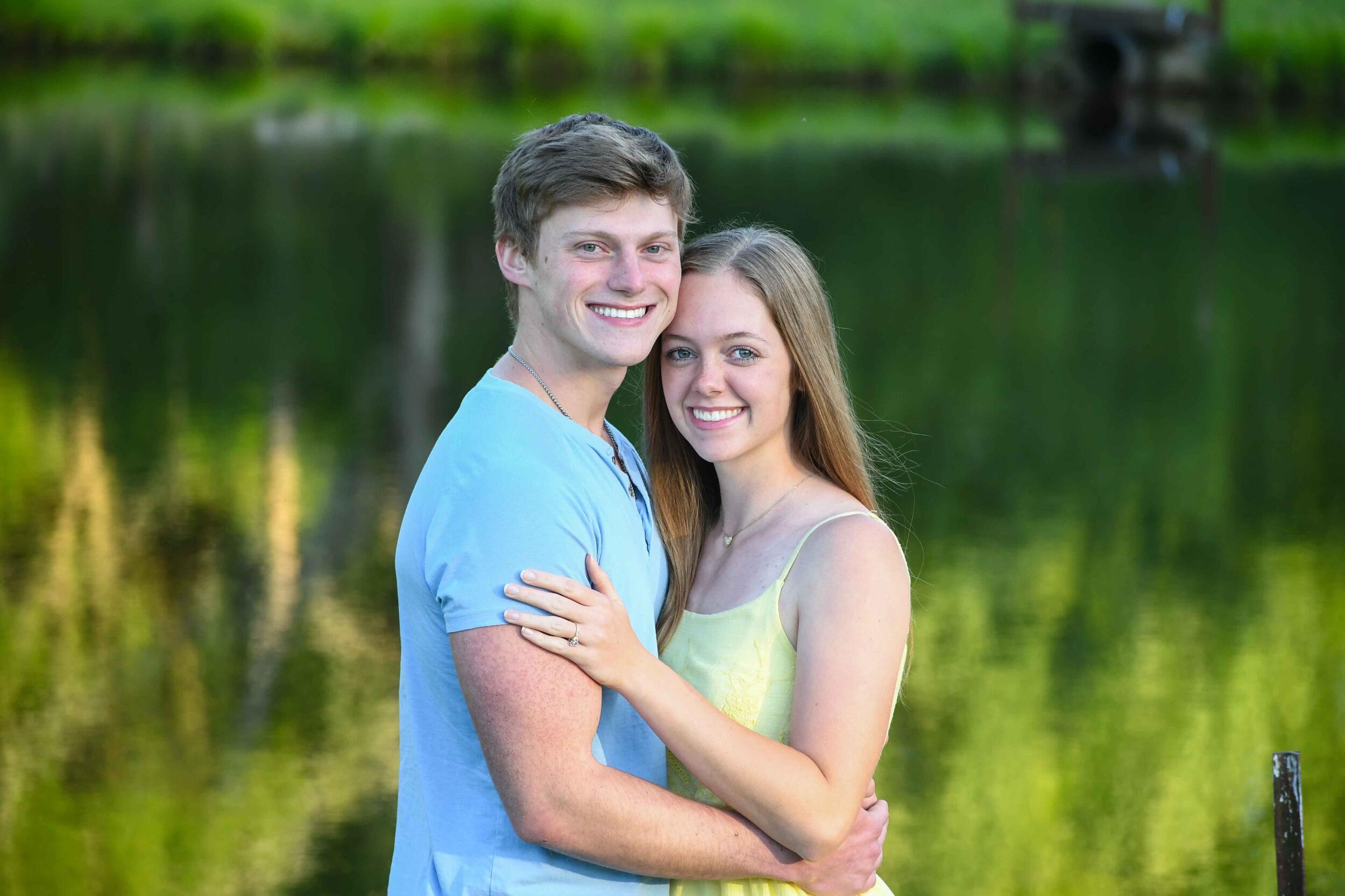 Engagement Photos!!