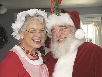 Santa Andy & Mrs. Claus - Santa Claus - South Portland, ME - Hero Main