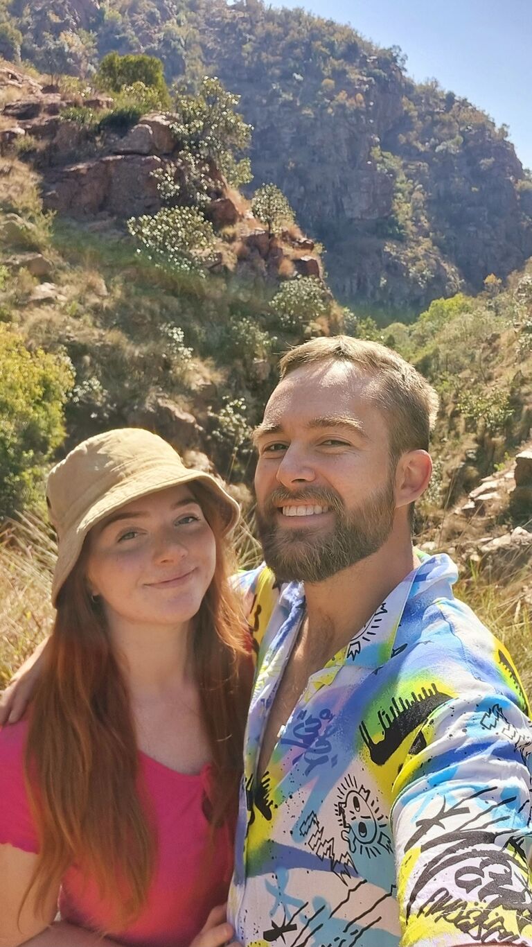 Their first meeting led to an adventure beyond their wildest dreams. They crisscrossed South Africa, etching epic memories onto their souls: riding horses on the wild coast, spearfishing in turquoise waters, and conquering rock faces. Quiet nights around crackling campfires drew them closer, each star whispering tales of their blossoming love.
