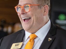 Tom Guetzke | The Happologist - Keynote Speaker - Minneapolis, MN - Hero Gallery 1