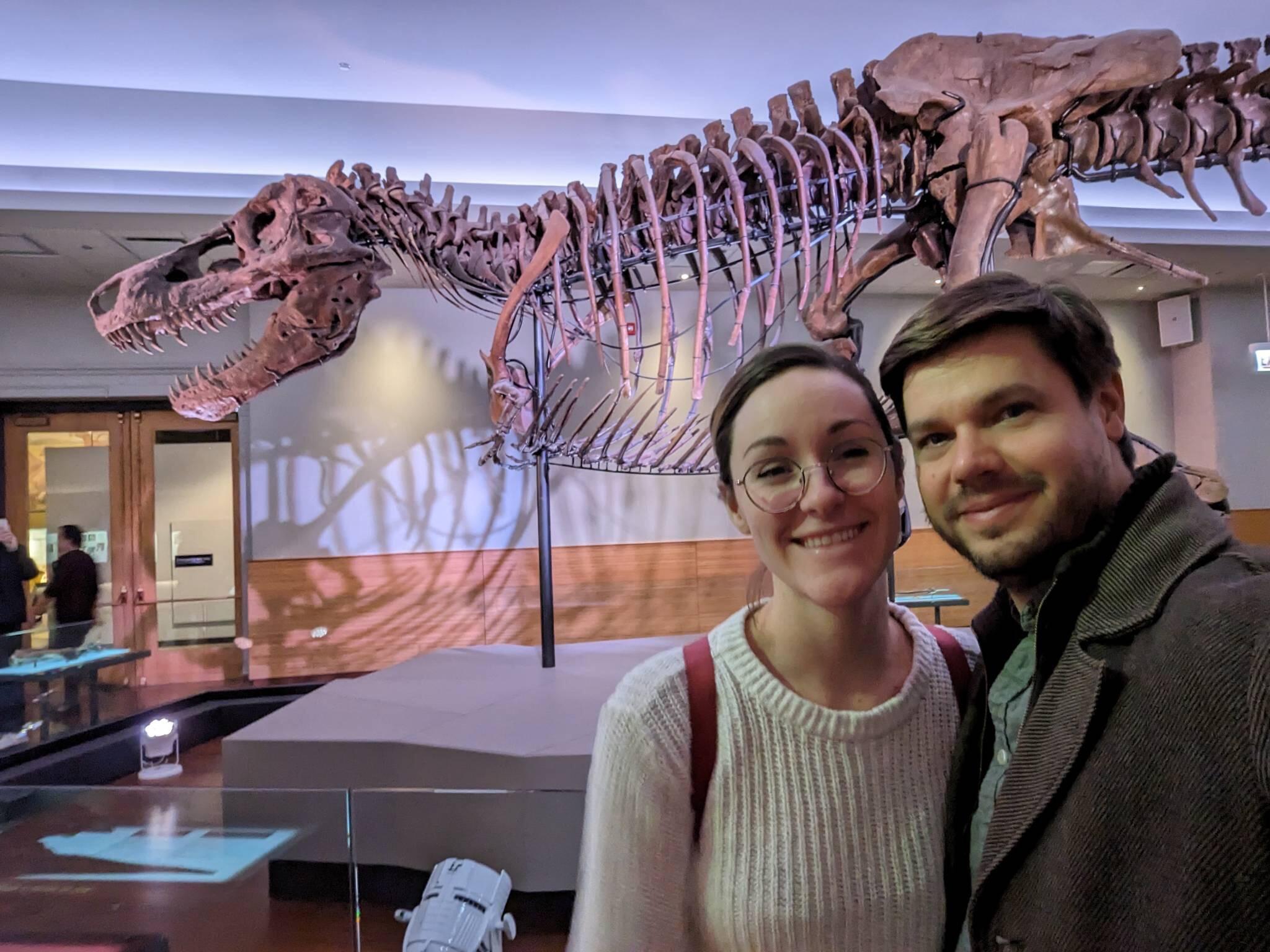 Old Spot, New Memories: Eric and Jayne head to Chi-Town to visit Eric's old haunts and stopped by to say hi to Sue.