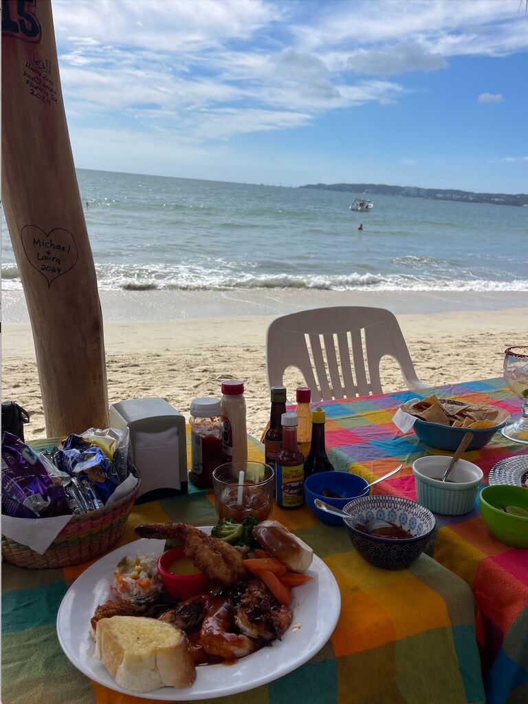 THE FAT BOY SEAFOOD #2: Beach lunch and hangout