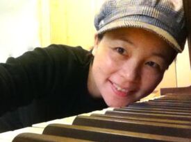 Huiya Chen - Pianist - Newport, OR - Hero Gallery 1
