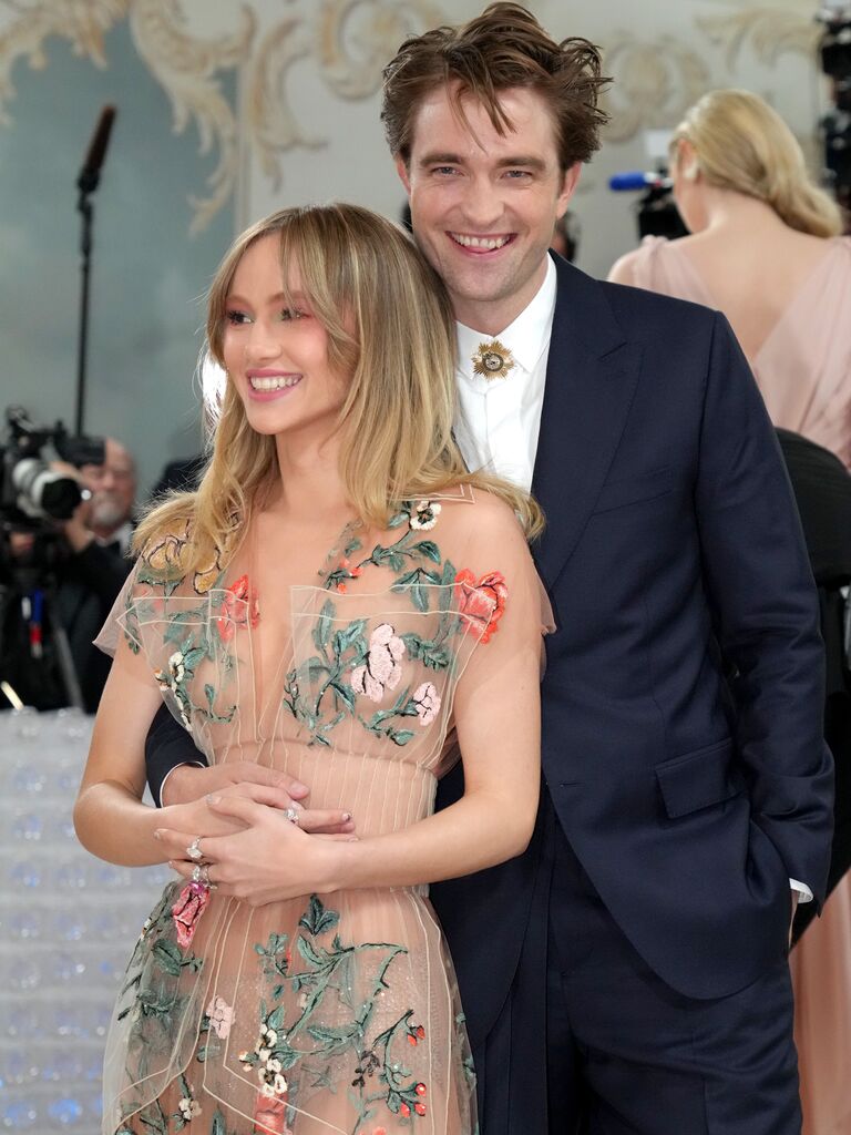 Are Robert Pattinson and Suki Waterhouse Engaged? What We Know