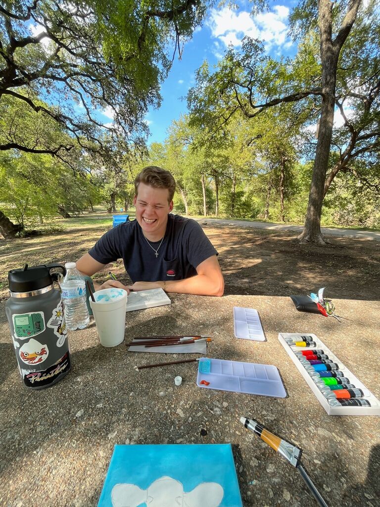 1 Year anniversary! We spent the day painting, eating good food, and reminiscing on a great year together! Of course we went to our favorite place, Pease Park!