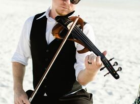 SRQ Violinist - Violinist - Sarasota, FL - Hero Gallery 4