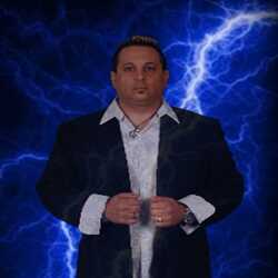 Comedy Magician & Hypnotist Michael DeSchalit, profile image