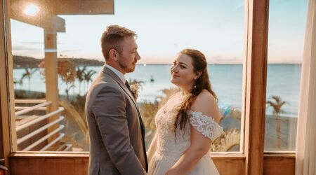 5 Unique Wedding Accessories to Stand Out - The Crescent Beach Club